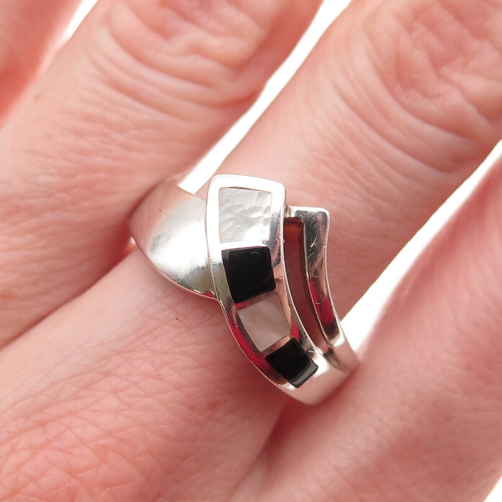 CNA Pranda Sterling Silver Vintage Real MOP & Black Onyx Modernist Ring Size 9
